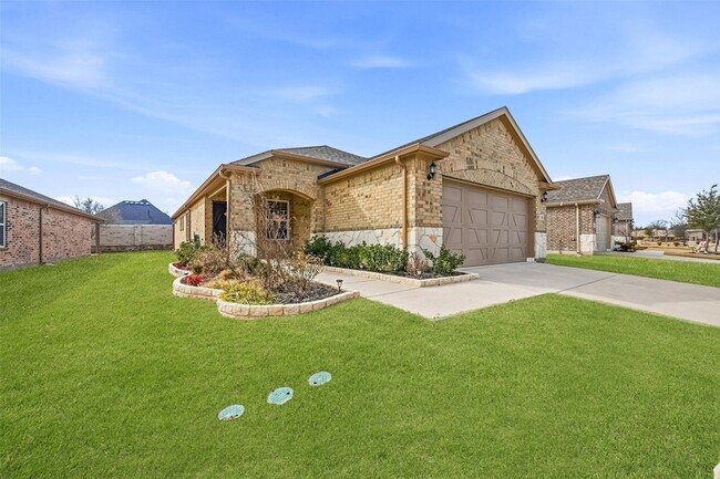 Photo - 200 Sleepy Willow Ln