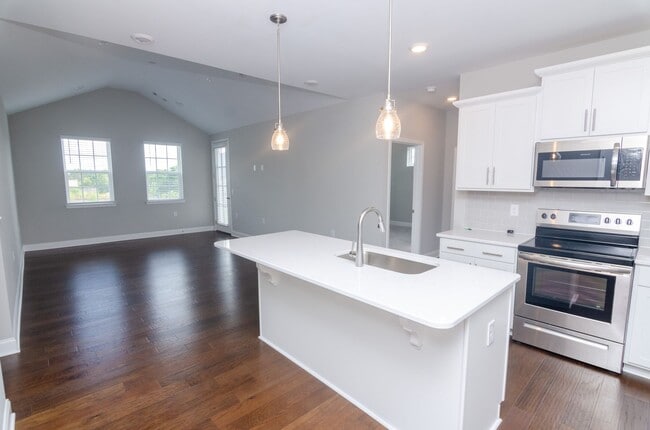 Photo - Stunning Condo with Garage space