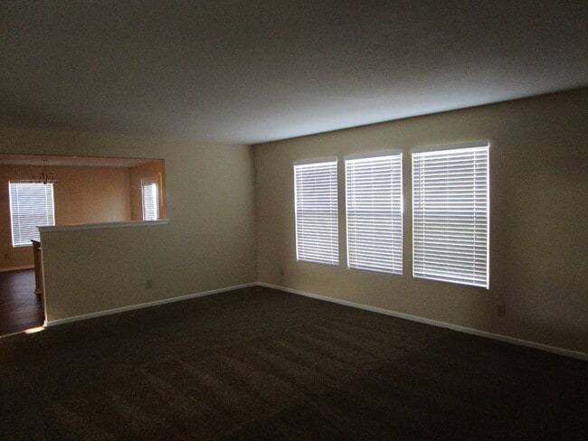 Photo - 2890 Sentiment Ln