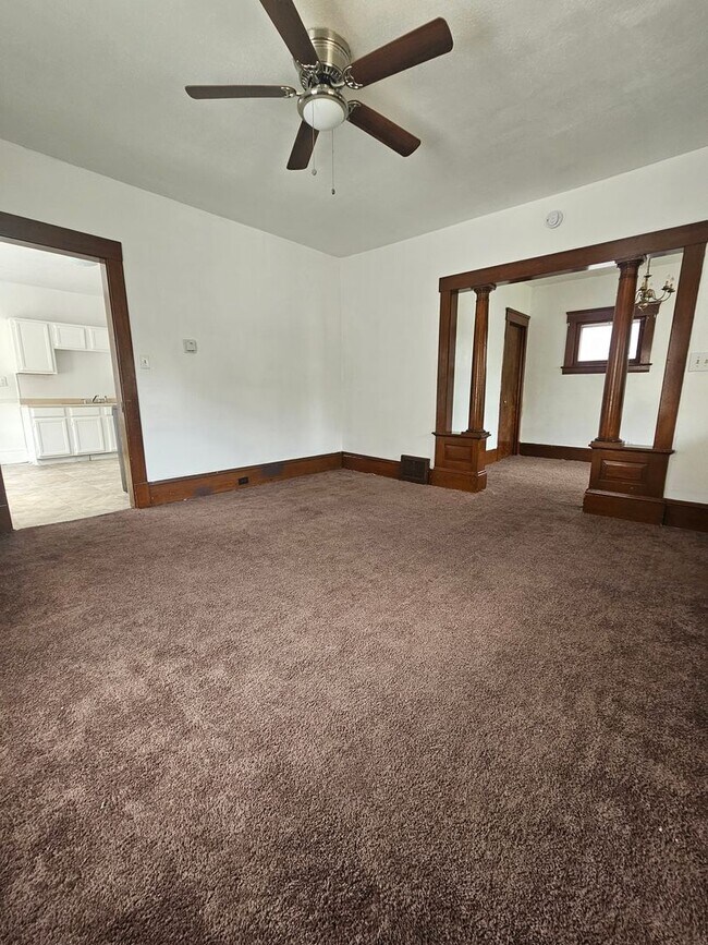 3690 E 57th St Unit 3690 E 57th St UP