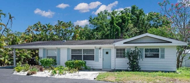 Photo - 1320 Milano Dr