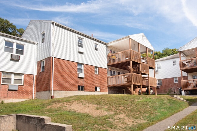 Photo - 153 Cherry Hill Dr Unit 2B