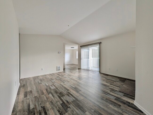 Photo - 7453 Newcastle Golf Club Rd Unidad B302