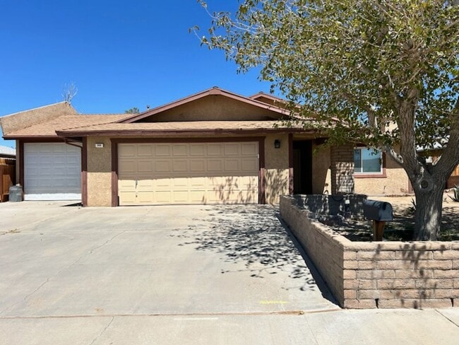 Please contact Vaughn Realty to set up an ... - Please contact Vaughn Realty to set up an ... Casa
