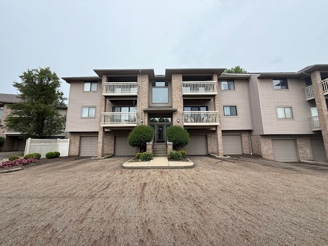 Photo - 3800 Rosemont Blvd Condo Unit 115 C