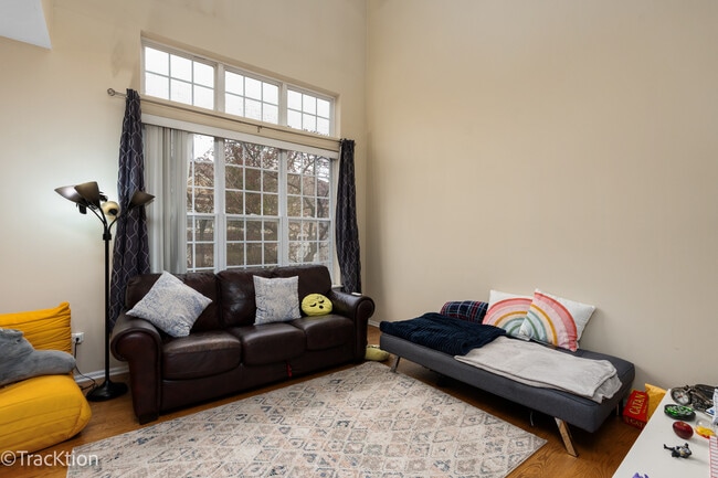 Photo - 449 Vaughn Cir