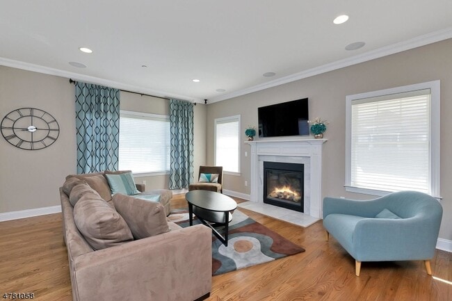 Photo - 1 Foley Pl