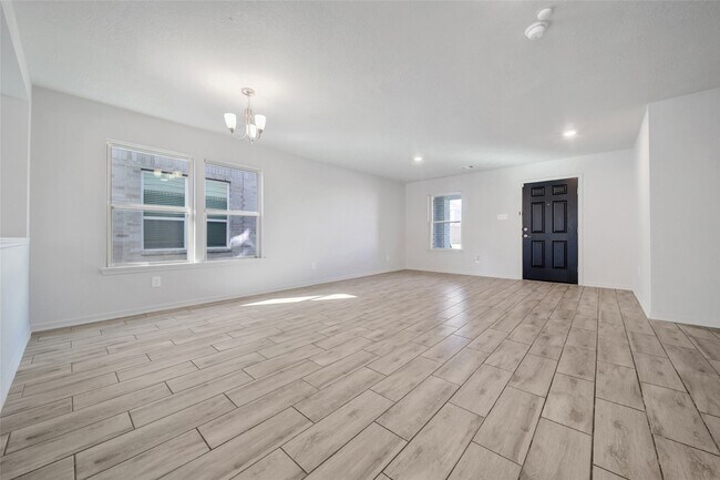 Photo - 20864 Sheffield Pk Dr