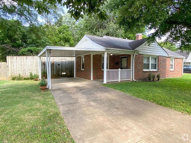 Building Photo - 2 Bedroom, 1 Bathroom Near N Graham and Sa... Rental