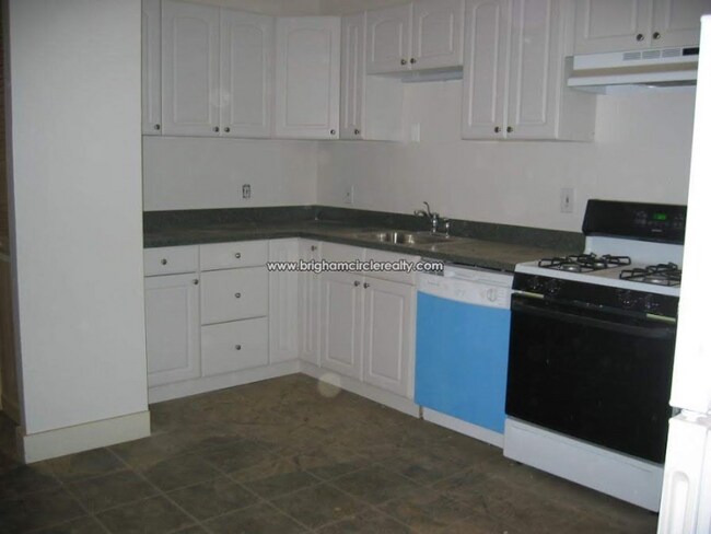 Photo - 55 Hillside St Unit 3