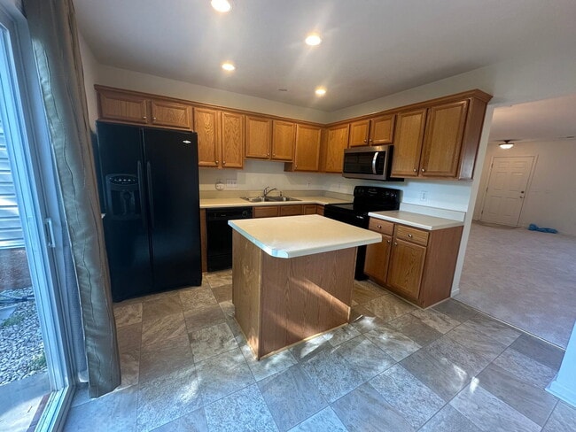 Photo - 2544 Halle Ann Cir