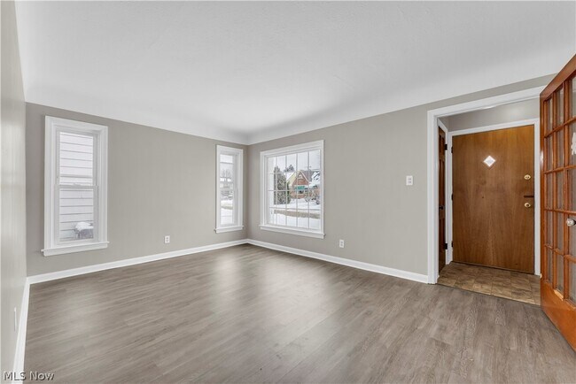 Photo - 9405 Bohning Dr