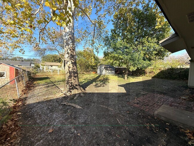 Photo - AVAILABLE NOW!!! Lovely 3 bedroom, 1 bath house in Duncanville