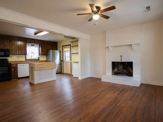 Photo - 2101 S Twilight Ln