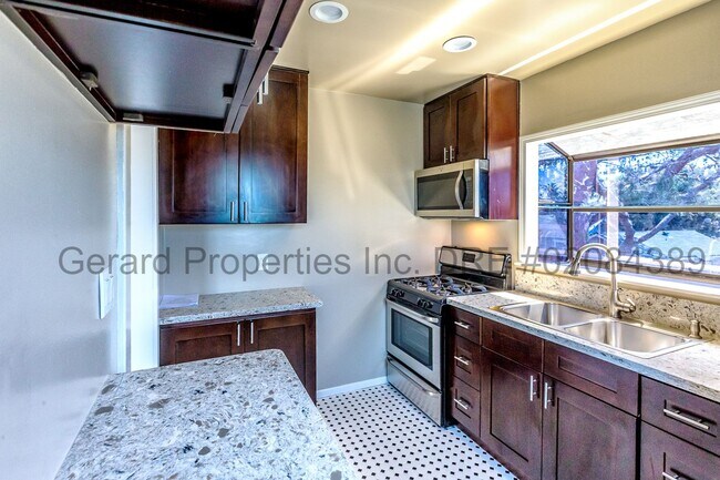 Photo - 3034 E Vista St Unidad Vista 3034