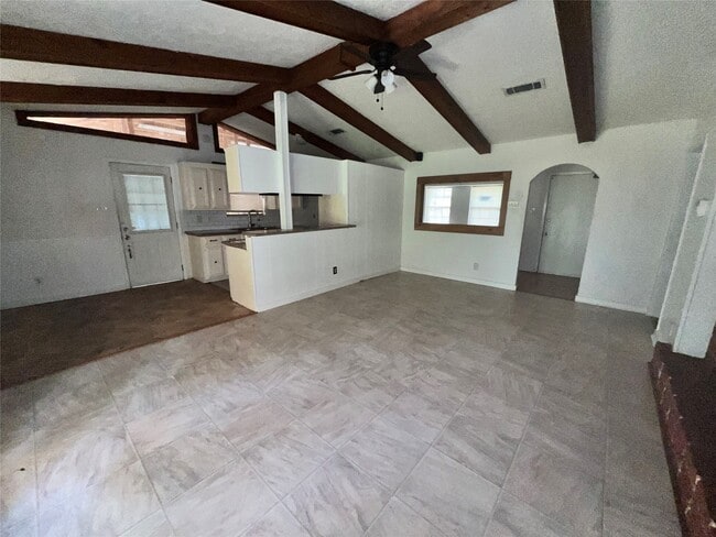 Photo - 9157 White Oak Dr