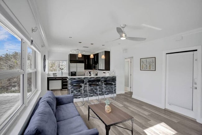 Photo - 37 Hendricks Isle Unidad SI ID1503953P