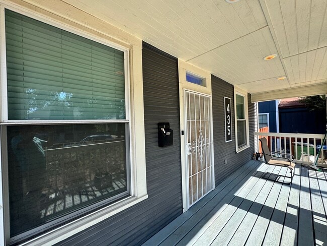Photo - Ready For Move In - Beautifully Renovated Cottage Home in South San Antonio - Near Downtown SA