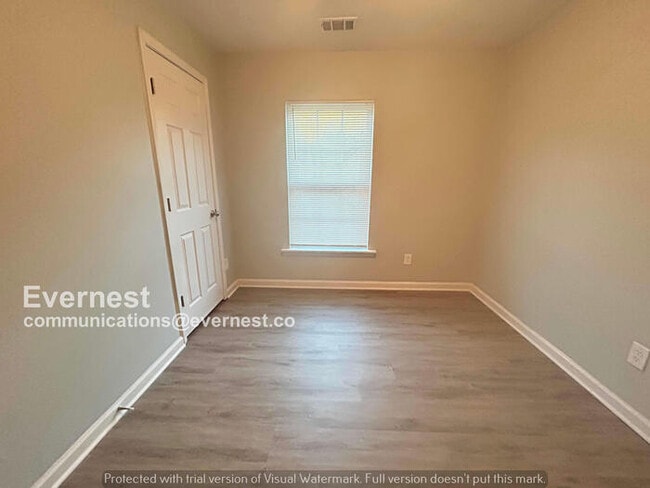 Photo - 3735 Shenfield Dr