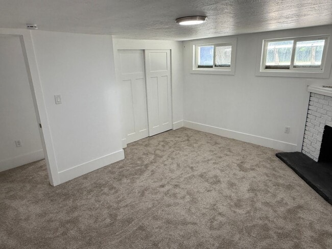 Photo - Newly renovated 4 bedroom home!