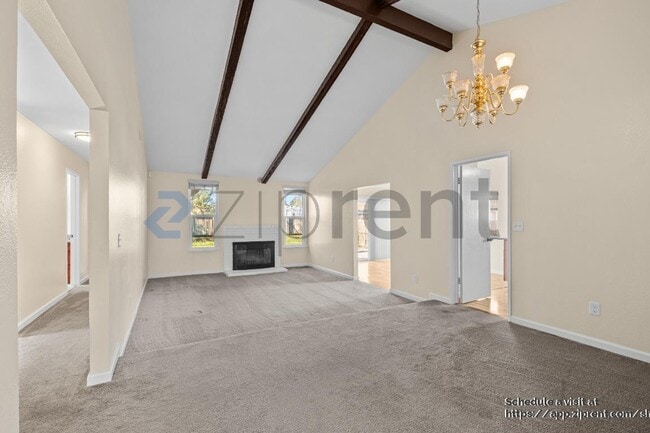 Photo - 133 Georgetown Ct