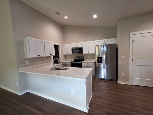 Photo - 1963 Cody Ln