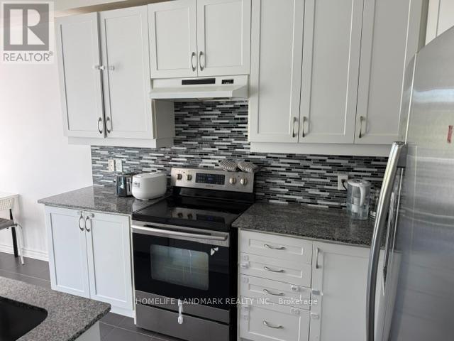 Photo - 37 Napanee St