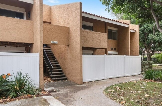 Building Photo - 2 Bedroom, 2 Bathroom South Coast Villas Ground Floor Condo