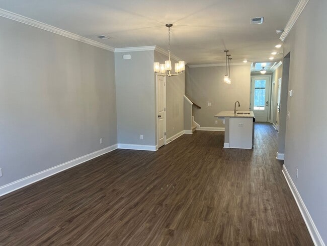 Photo - 3 Bedroom Townhouse in Washington Square!-...