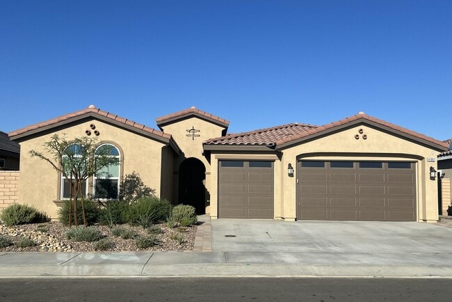 Photo - 41867 Regona Rd