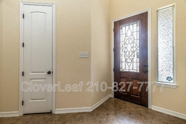 Photo - 6126 Lowrie