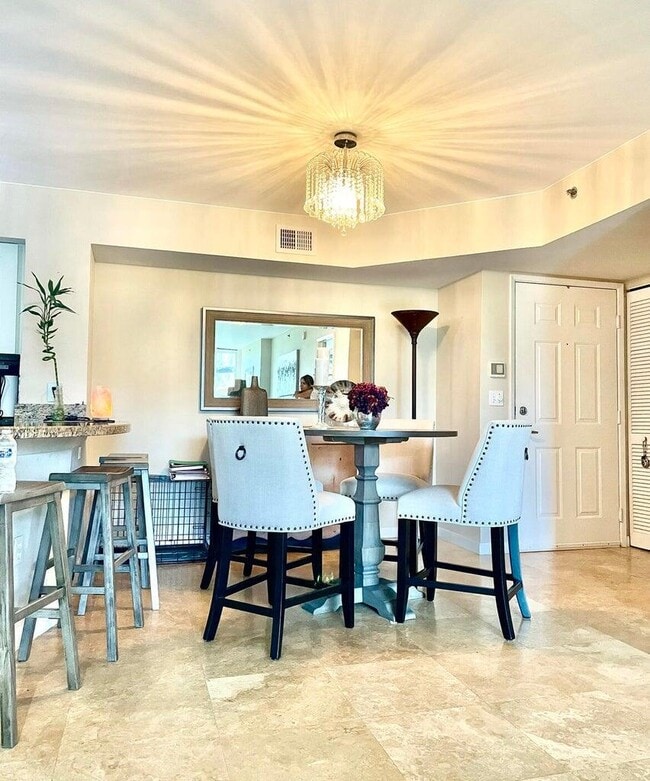 Photo - 3111 Clint Moore Rd Unidad 106