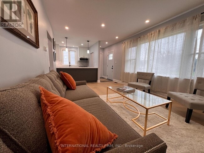 Photo - 9 Admiral Rd