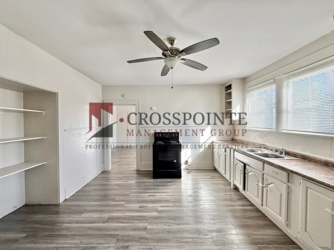 Photo - Bow St Triplex Unit A