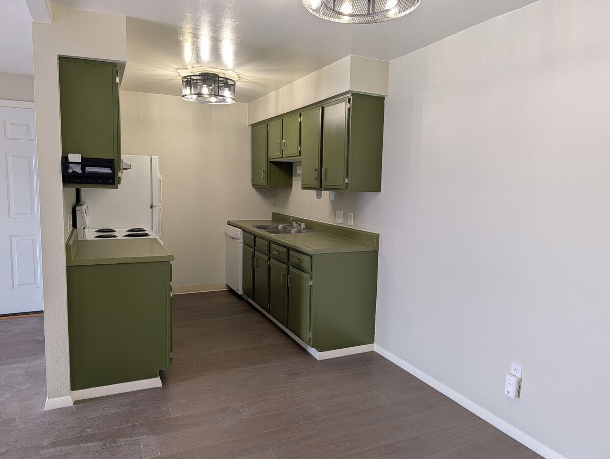 Photo - Denney - 303 Unit Apt 303