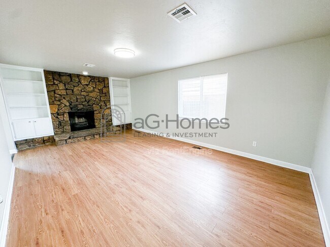 Photo - 730 Arlington Dr