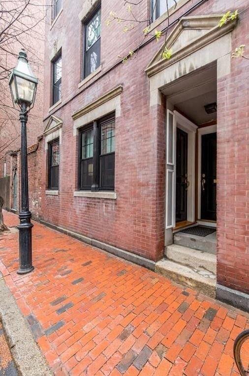 85 Myrtle St