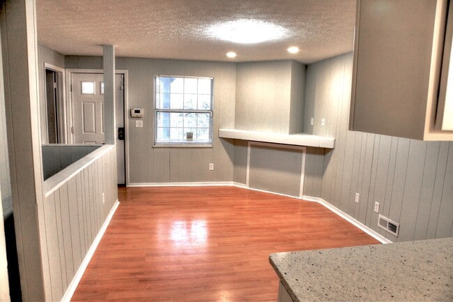 Photo - 310 E 17th Ave Unit 310 E 17th Ave