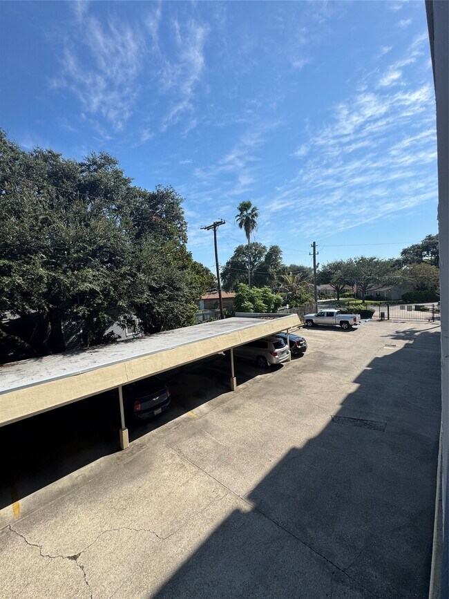 Photo - 921 Marine Dr Unit 210