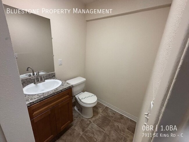 Photo - 7911 SE King Rd Unit C