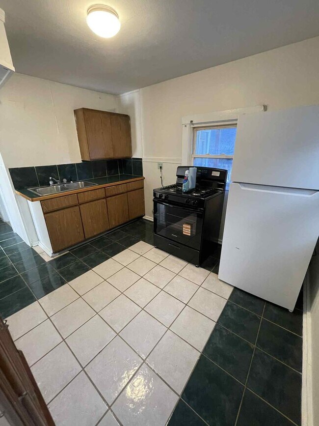 Photo - 218 N 15th St Unit Apt 1