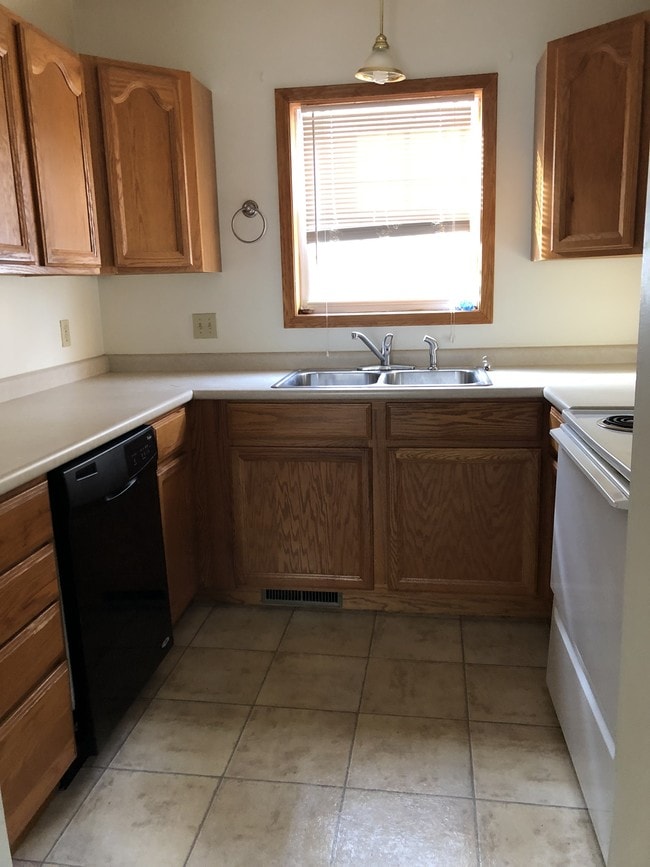 Photo - 106 Parade St Unidad 106 Parade St #1