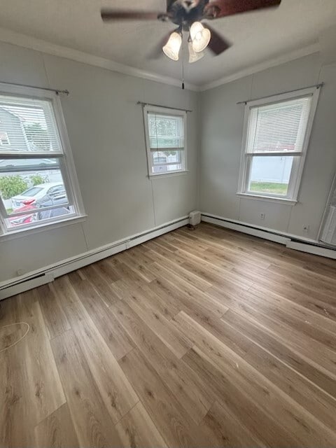 Building Photo - 42 Hillwood St Unit 3