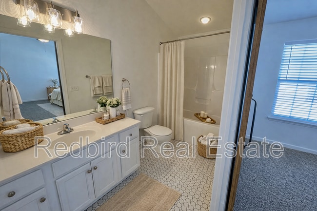 Photo - 1101 Downs Blvd