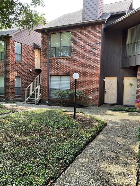 Building Photo - 3100 Walnut Bend Ln Unit 113 Rental