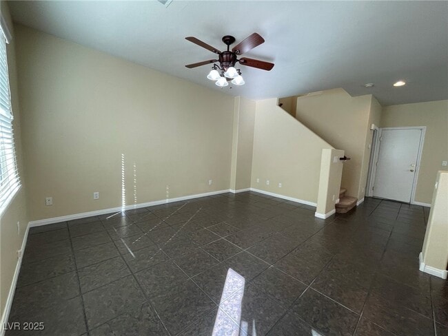 Photo - 275 Red Eucalyptus Dr