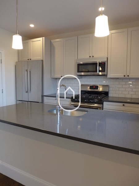 Photo - 45 Thorndike St