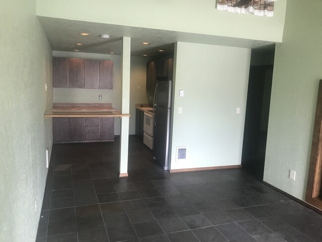 Photo - Adorable Condo in NE Bend!