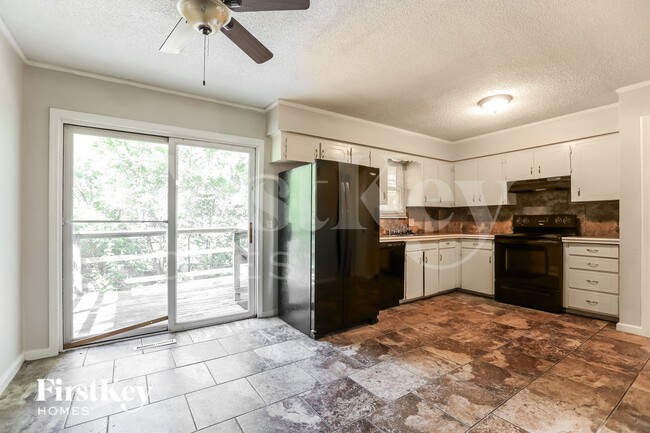 Photo - 1805 SW Speas Dr