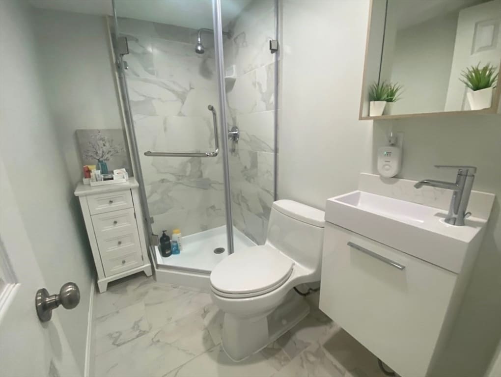 Photo - 59 Nottinghill Rd Unit B